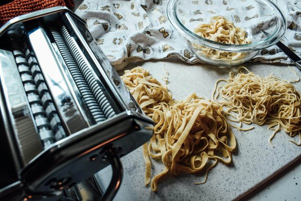 Homemade pasta workshop: from dough to delicious